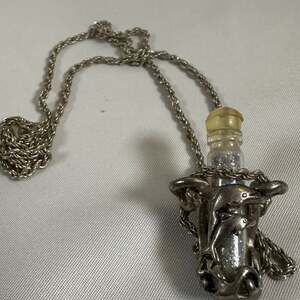 VTG Micro- Fairy Dust in Bottle Pendant with Necklace Knewley Dolphin 🐬 Charm!